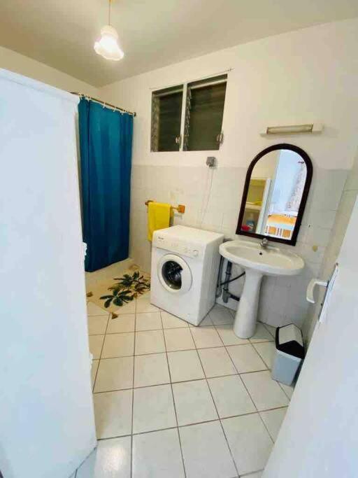 Habitation Nala Proche Bourg Apartment Terre-De-Haut ภายนอก รูปภาพ