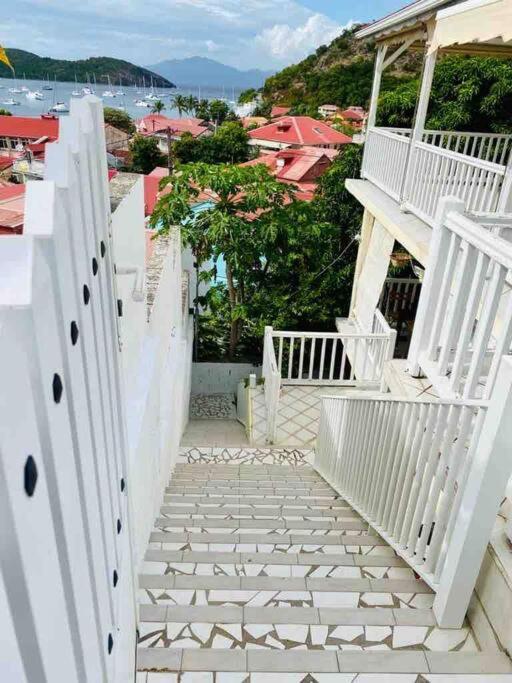Habitation Nala Proche Bourg Apartment Terre-De-Haut ภายนอก รูปภาพ