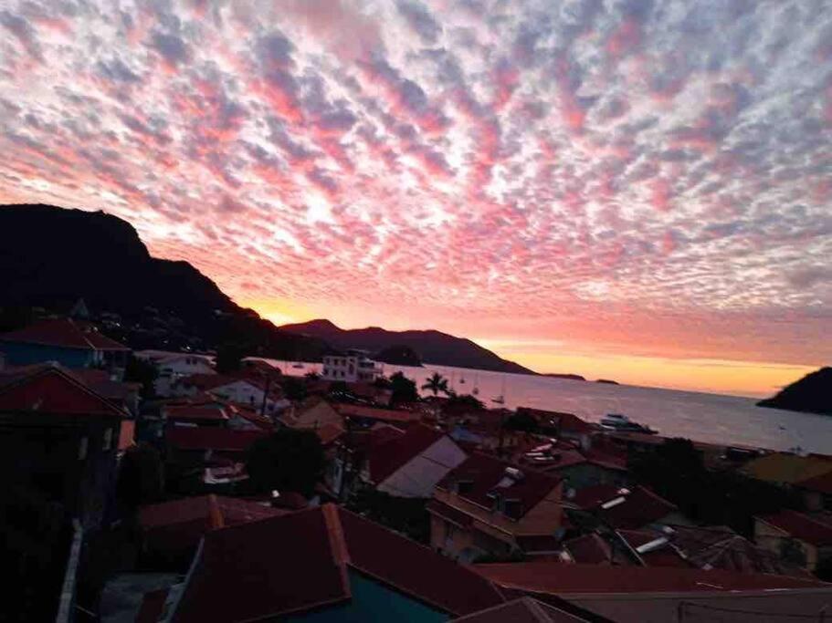 Habitation Nala Proche Bourg Apartment Terre-De-Haut ภายนอก รูปภาพ